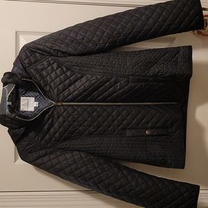 Croft and Barrow Women’s Black Quilted Coat (Size S)